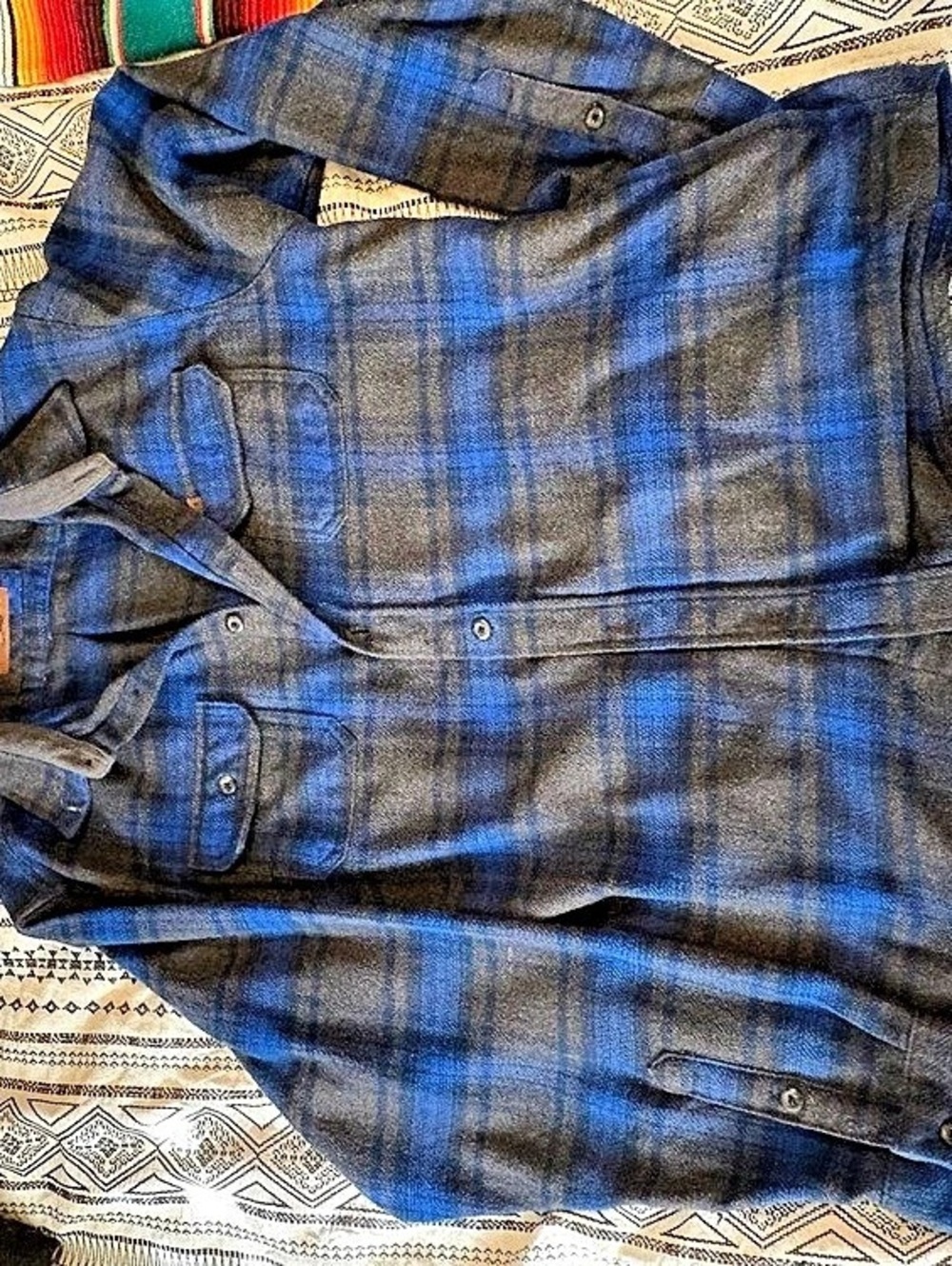 Orvis Men's XL Blue Gray Plaid Flannel Button Down Shirt
